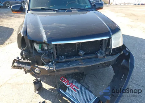 2005 GMC Envoy Xl Denali z USA, uszkodzony, nr VIN 1GKET66M856188382